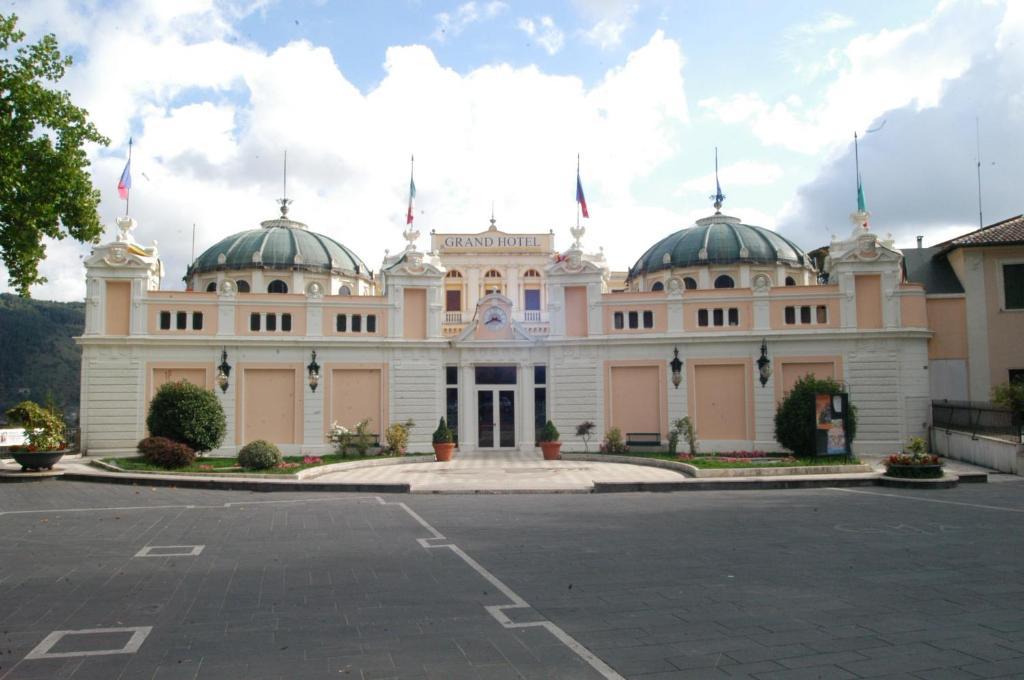 Hotel Verdi Fiuggi Zewnętrze zdjęcie